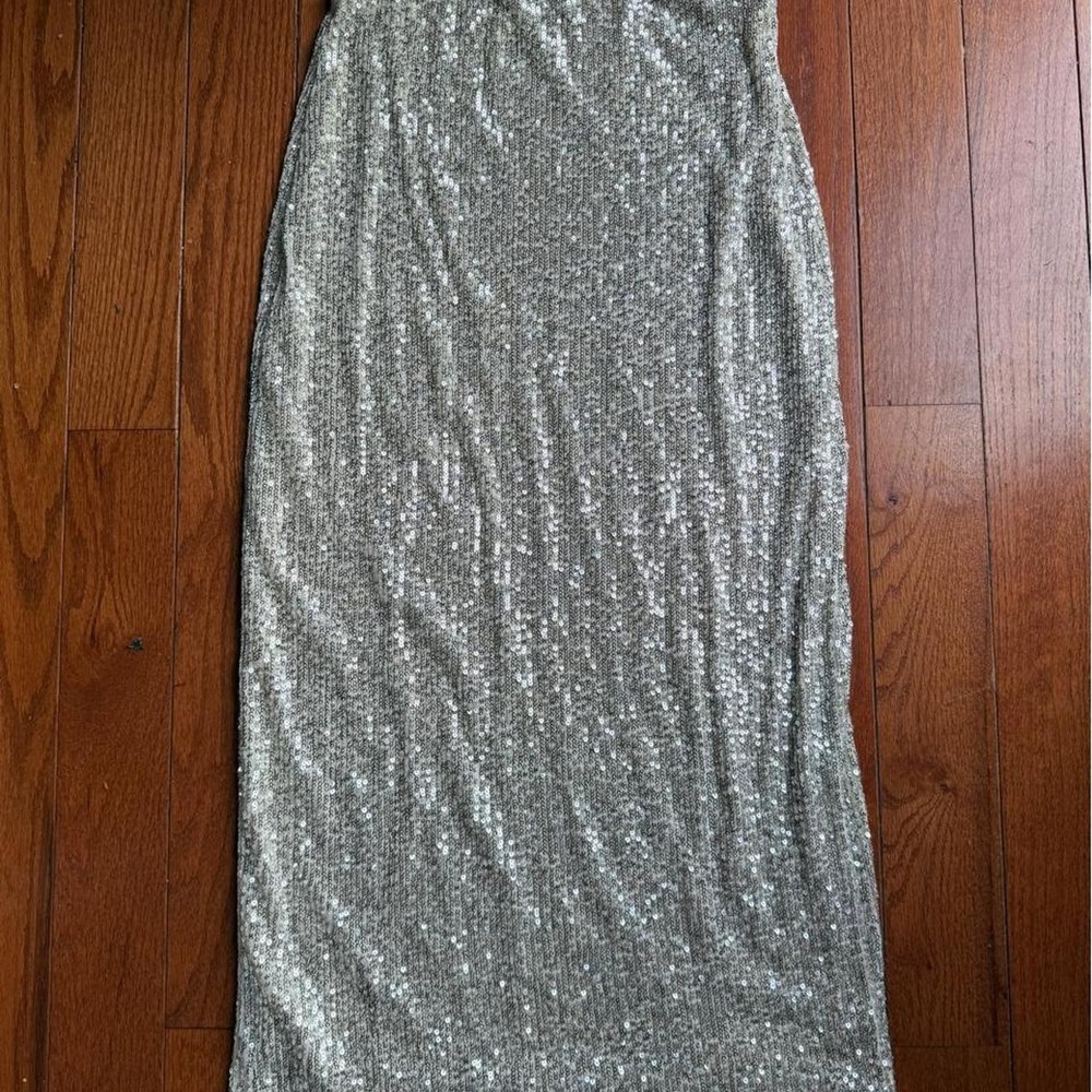 Z Supply silver sequin maxi skirt. XS.